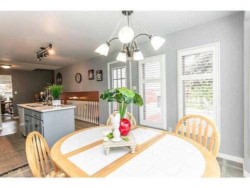 474 Redfox Road, Waterloo, ON - Indoor Photo Showing Dining Room