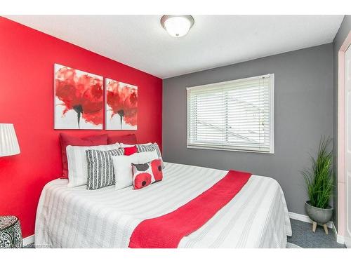 474 Redfox Road, Waterloo, ON - Indoor Photo Showing Bedroom