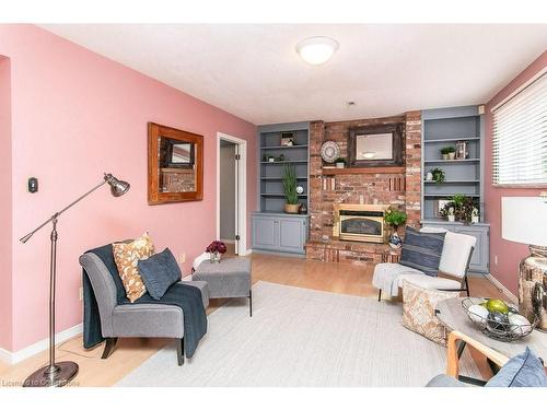 474 Redfox Road, Waterloo, ON - Indoor Photo Showing Living Room With Fireplace