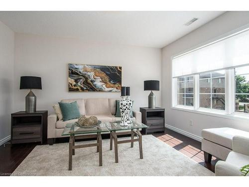 E38-12 Holborn Drive, Kitchener, ON - Indoor Photo Showing Living Room