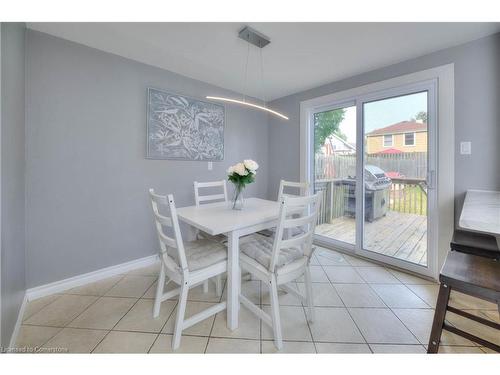 48 Carter Crescent, Cambridge, ON - Indoor Photo Showing Dining Room