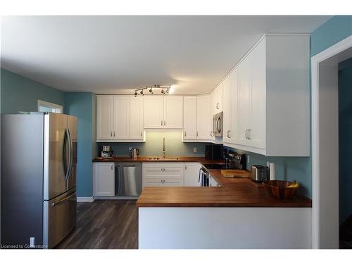 373376 6Th Line, Amaranth, ON - Indoor Photo Showing Kitchen With Double Sink