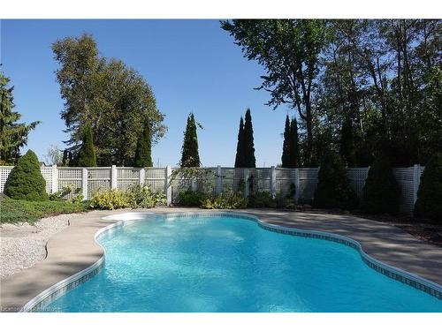 373376 6Th Line, Amaranth, ON - Outdoor With In Ground Pool With Backyard