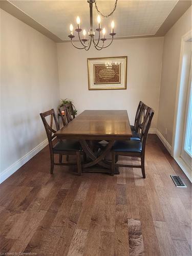 11 Riverview Drive, Cambridge, ON - Indoor Photo Showing Dining Room