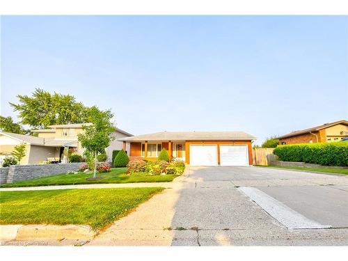 63 Leslie Avenue, Cambridge, ON - Outdoor With Facade