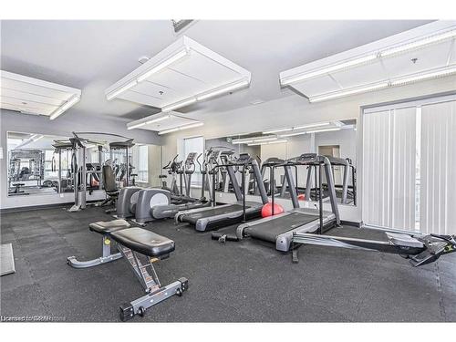 807-318 Spruce Street, Waterloo, ON - Indoor Photo Showing Gym Room