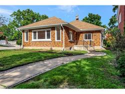 132 Merner Avenue  Kitchener, ON N2H 1X8