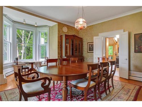 1438 Greenfield Road, Cambridge, ON - Indoor Photo Showing Dining Room