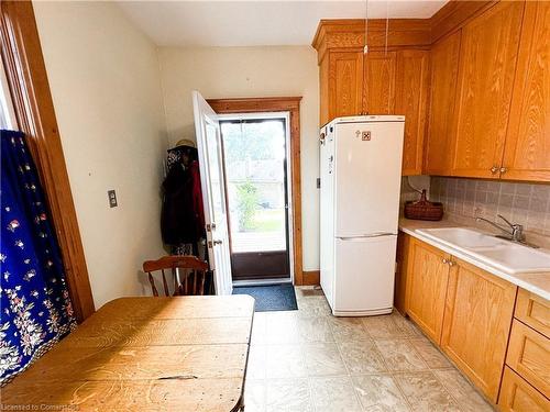 570 Coronation Boulevard, Cambridge, ON - Indoor Photo Showing Other Room