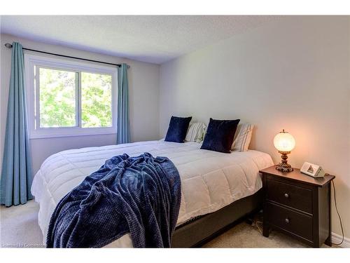 47-16 Hadati Road, Guelph, ON - Indoor Photo Showing Bedroom