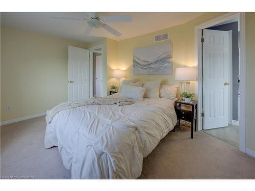 8 Munroe Crescent, Guelph, ON - Indoor Photo Showing Bedroom