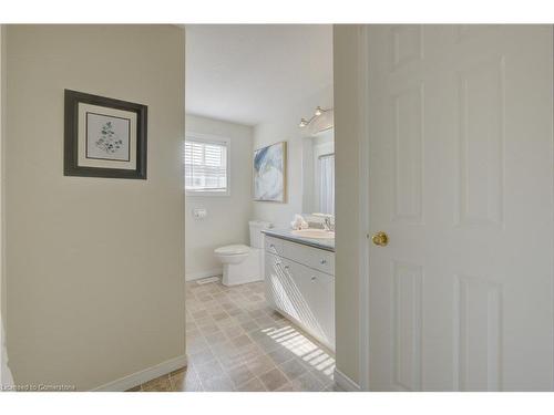 8 Munroe Crescent, Guelph, ON - Indoor Photo Showing Bathroom