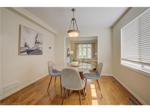 8 Munroe Crescent, Guelph, ON - Indoor Photo Showing Dining Room