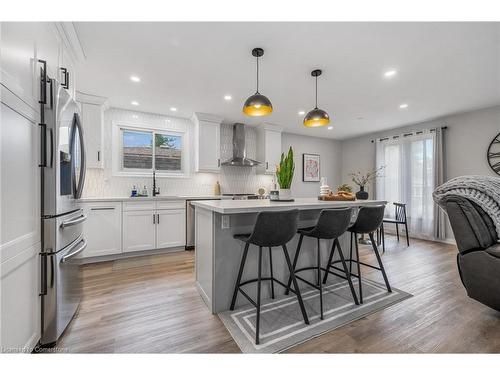 15 Miller Crescent, Simcoe, ON - Indoor Photo Showing Kitchen With Upgraded Kitchen