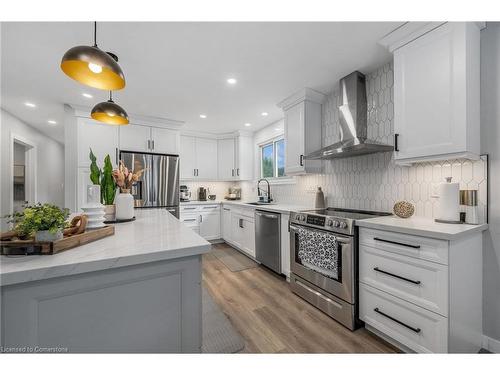 15 Miller Crescent, Simcoe, ON - Indoor Photo Showing Kitchen With Stainless Steel Kitchen With Upgraded Kitchen