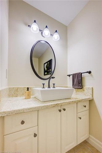 107 Cameron Street N, Kitchener, ON - Indoor Photo Showing Bathroom