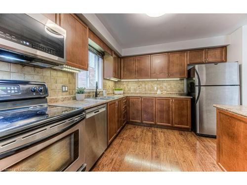 280 Sienna Crescent, Kitchener, ON - Indoor Photo Showing Kitchen With Double Sink