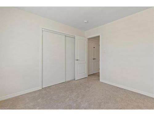 2 Munro Circle Circle, Brantford, ON - Indoor Photo Showing Other Room