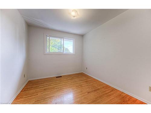 600 Glendene Crescent, Waterloo, ON - Indoor Photo Showing Other Room