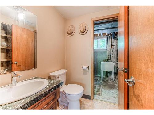 600 Glendene Crescent, Waterloo, ON - Indoor Photo Showing Bathroom