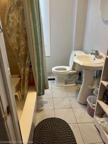 30 Eby Street N, Kitchener, ON - Indoor Photo Showing Bathroom