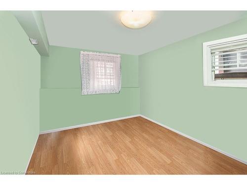 137 Wake Robin Drive, Kitchener, ON - Indoor Photo Showing Other Room