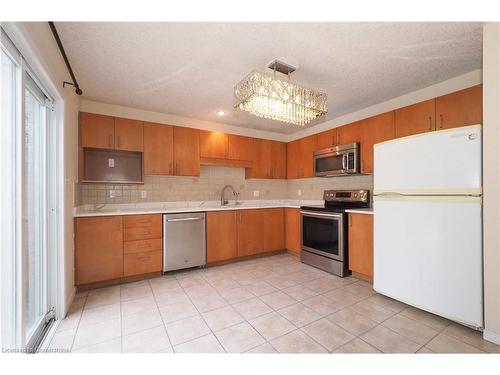 764 Karlsfeld Road, Waterloo, ON - Indoor Photo Showing Kitchen