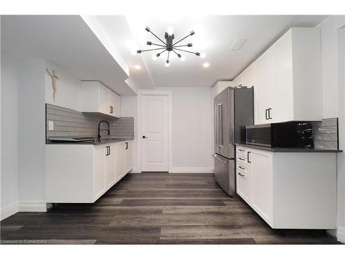 764 Karlsfeld Road, Waterloo, ON - Indoor Photo Showing Kitchen