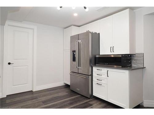 764 Karlsfeld Road, Waterloo, ON - Indoor Photo Showing Kitchen