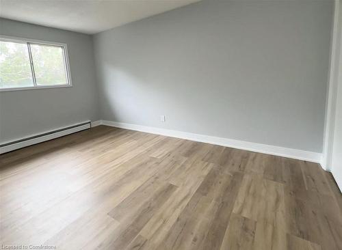 11-203 Mausser Avenue, Kitchener, ON - Indoor Photo Showing Other Room