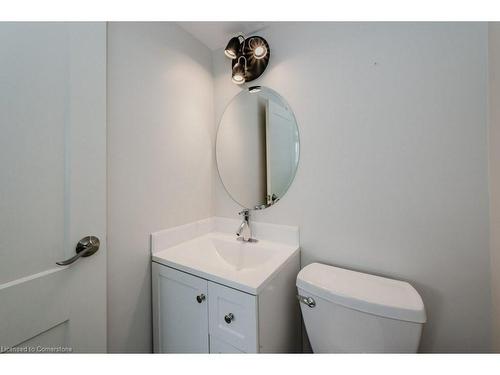 303-24 Midland Drive, Kitchener, ON - Indoor Photo Showing Bathroom