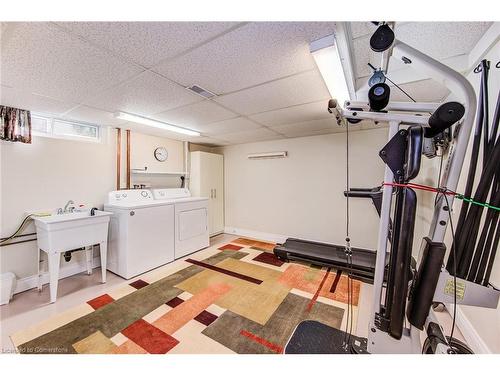 12 Byron Avenue, Cambridge, ON - Indoor Photo Showing Laundry Room