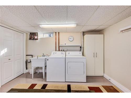 12 Byron Avenue, Cambridge, ON - Indoor Photo Showing Laundry Room