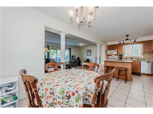 18 Porter Drive, Guelph, ON - Indoor Photo Showing Dining Room