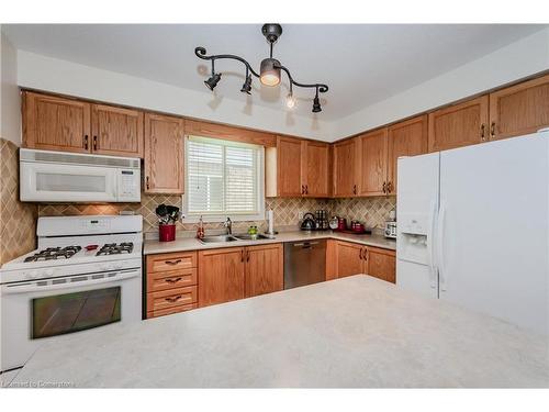 18 Porter Drive, Guelph, ON - Indoor Photo Showing Kitchen With Double Sink