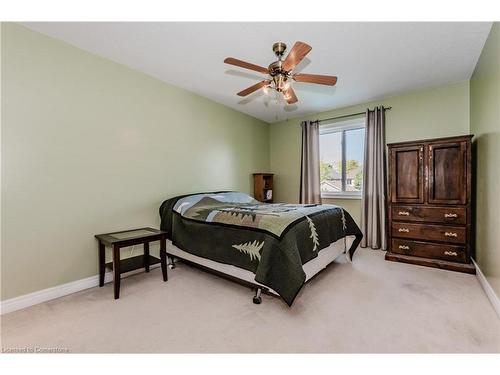 18 Porter Drive, Guelph, ON - Indoor Photo Showing Bedroom