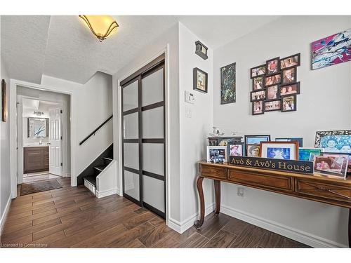 50 Rouse Avenue, Cambridge, ON - Indoor Photo Showing Other Room