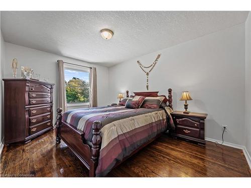 50 Rouse Avenue, Cambridge, ON - Indoor Photo Showing Bedroom