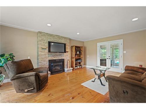 728 Country Squire Road, Waterloo, ON - Indoor Photo Showing Living Room With Fireplace