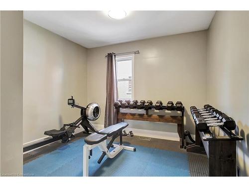 87 Simeon Street, Kitchener, ON - Indoor Photo Showing Gym Room