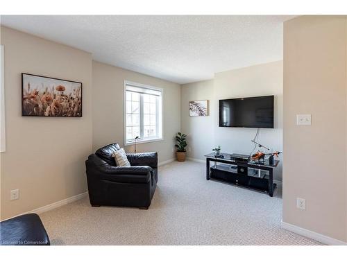 361 Bamberg Crescent, Waterloo, ON - Indoor Photo Showing Living Room