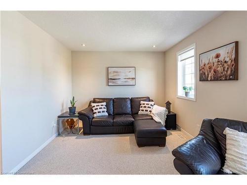 361 Bamberg Crescent, Waterloo, ON - Indoor Photo Showing Living Room