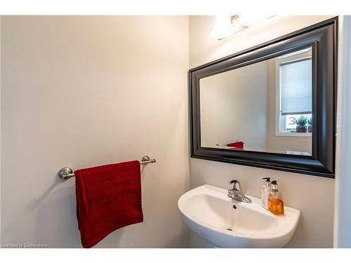 361 Bamberg Crescent, Waterloo, ON - Indoor Photo Showing Bathroom