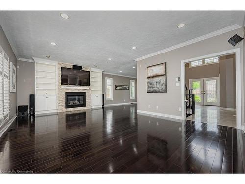 290 Woodridge Drive, Mannheim, ON - Indoor Photo Showing Living Room With Fireplace