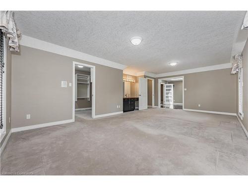 290 Woodridge Drive, Mannheim, ON - Indoor Photo Showing Other Room