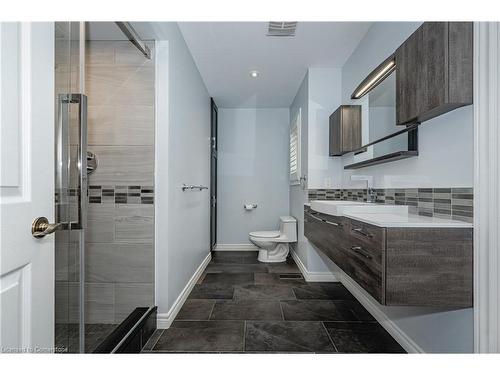 290 Woodridge Drive, Mannheim, ON - Indoor Photo Showing Bathroom