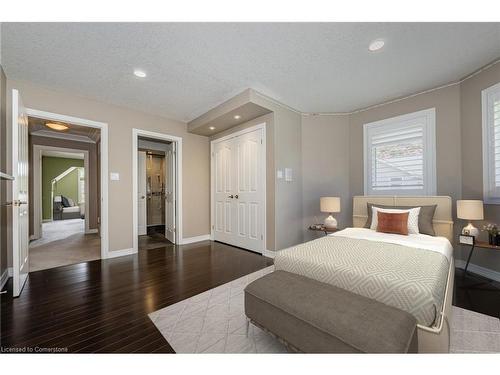 290 Woodridge Drive, Mannheim, ON - Indoor Photo Showing Bedroom