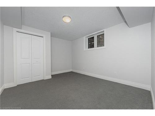 290 Woodridge Drive, Mannheim, ON - Indoor Photo Showing Other Room