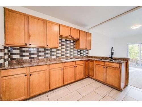 285 Courtland Avenue E, Kitchener, ON - Indoor Photo Showing Kitchen With Double Sink