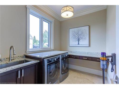 1123 Notre Dame Drive, Petersburg, ON - Indoor Photo Showing Laundry Room